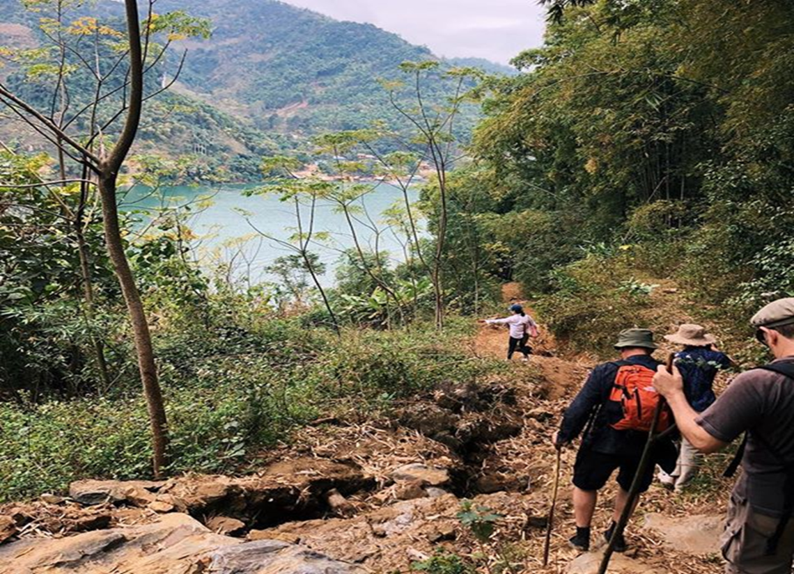 Trekking Đà Bắc (Ảnh: Internet)