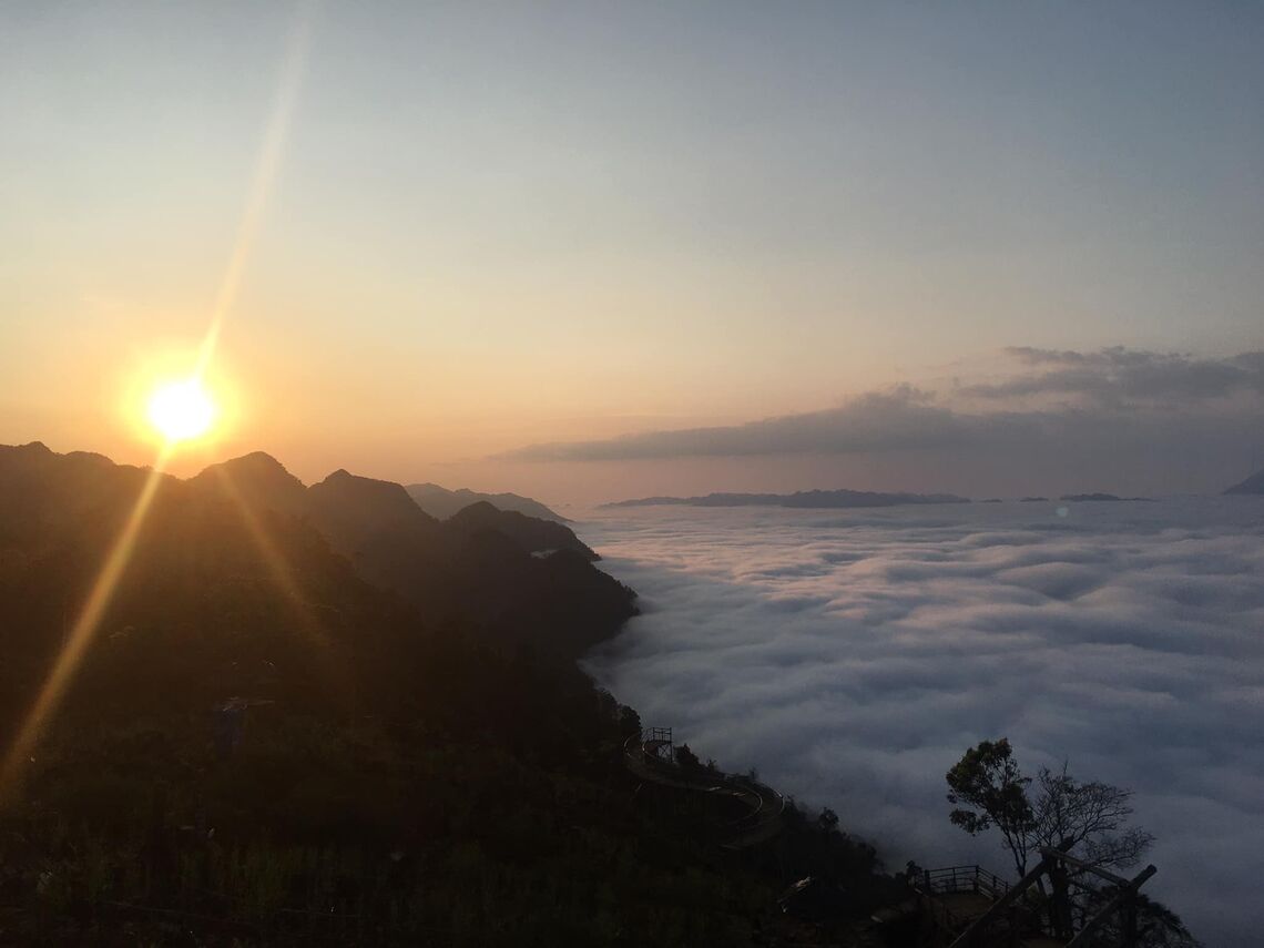 Mây núi hang Kia (Ảnh: FB Hang Kia điểm hẹn du lịch)