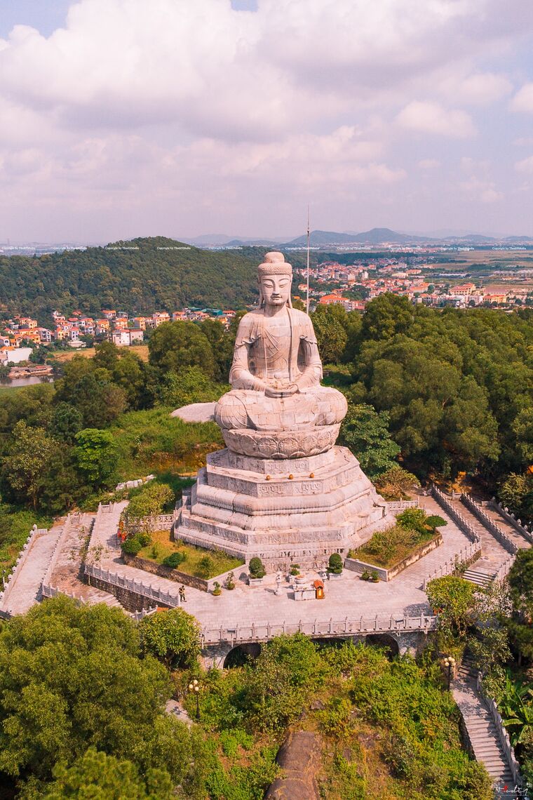 Đại tượng Phật A Di Đà-ảnh: Fb. Đinh Đức Thọ