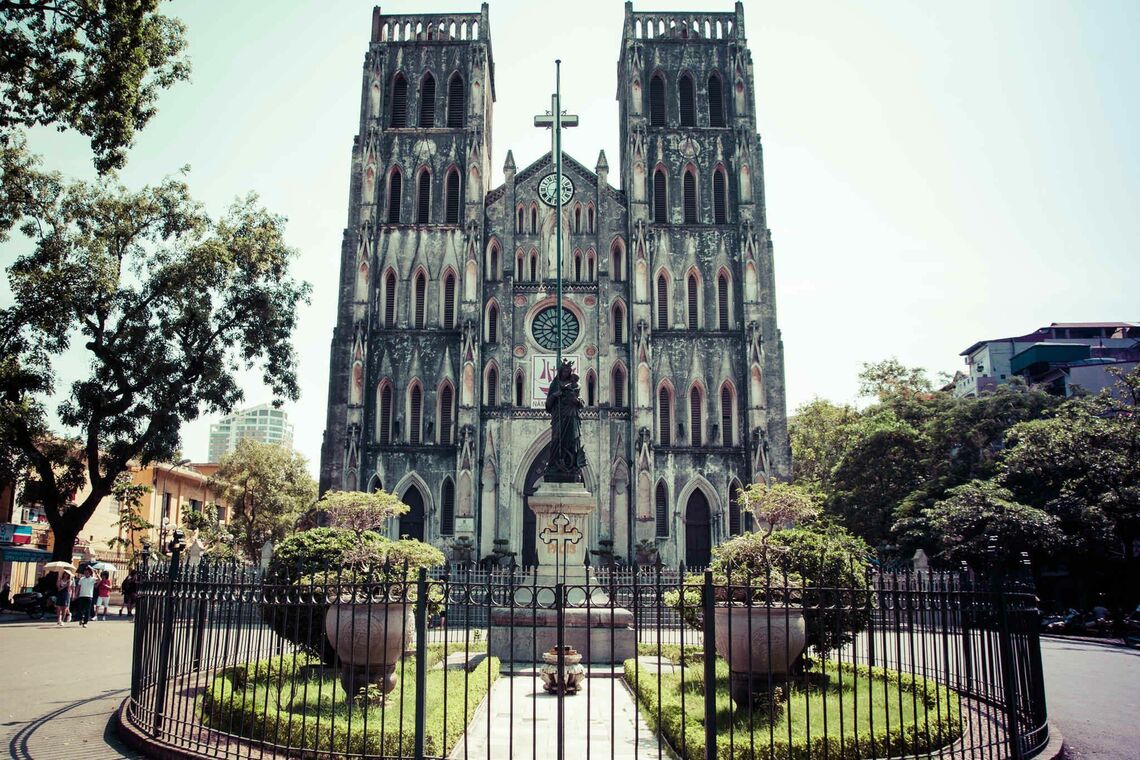 Nhà thờ lớn Hà Nội là một trong những địa điểm check in sống ảo nổi tiếng tại Hà Nội - Ảnh: Sưu tầm